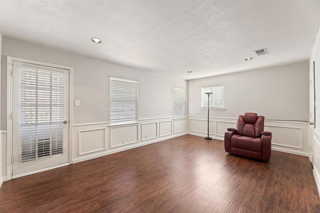 Bentley Village Add - Residential