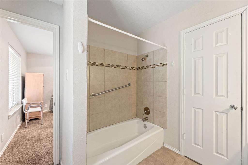 Bentley Village Add - Residential