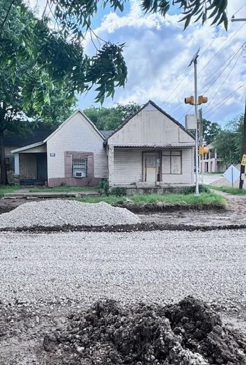 2025 N Houston Street Fort Worth TX 76164