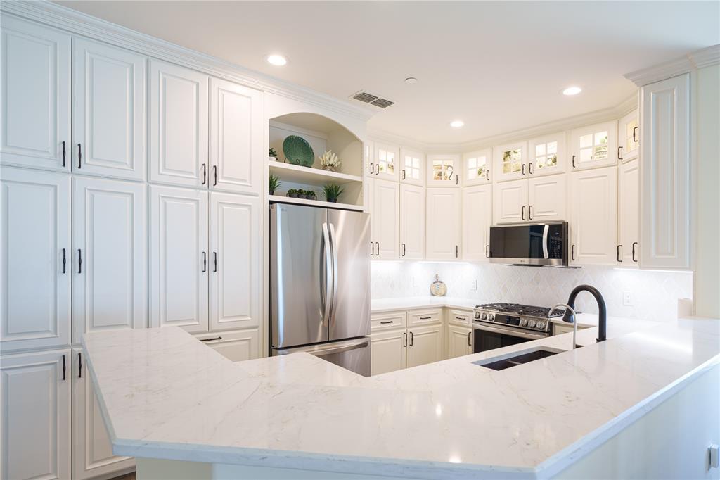 500 Waters Edge Drive 311