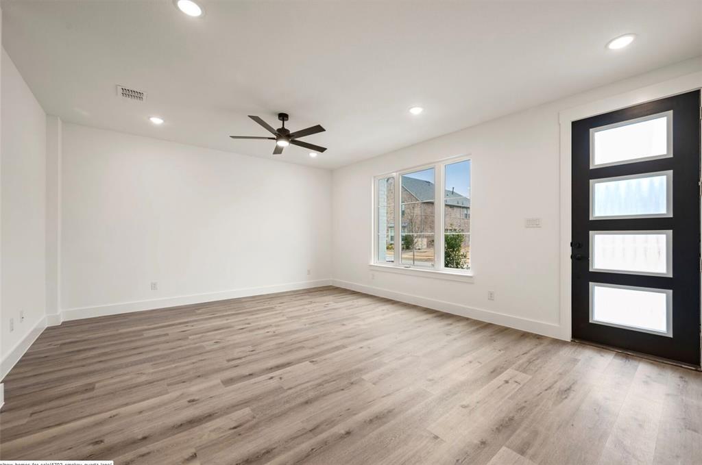 4702 Smokey Quartz Lane