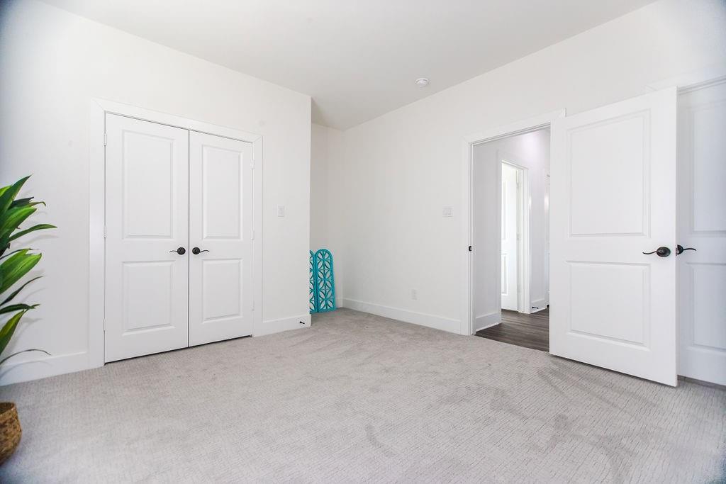 Thoroughbred Heights - Residential