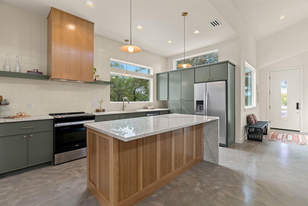 Aurthor's Corner - Residential