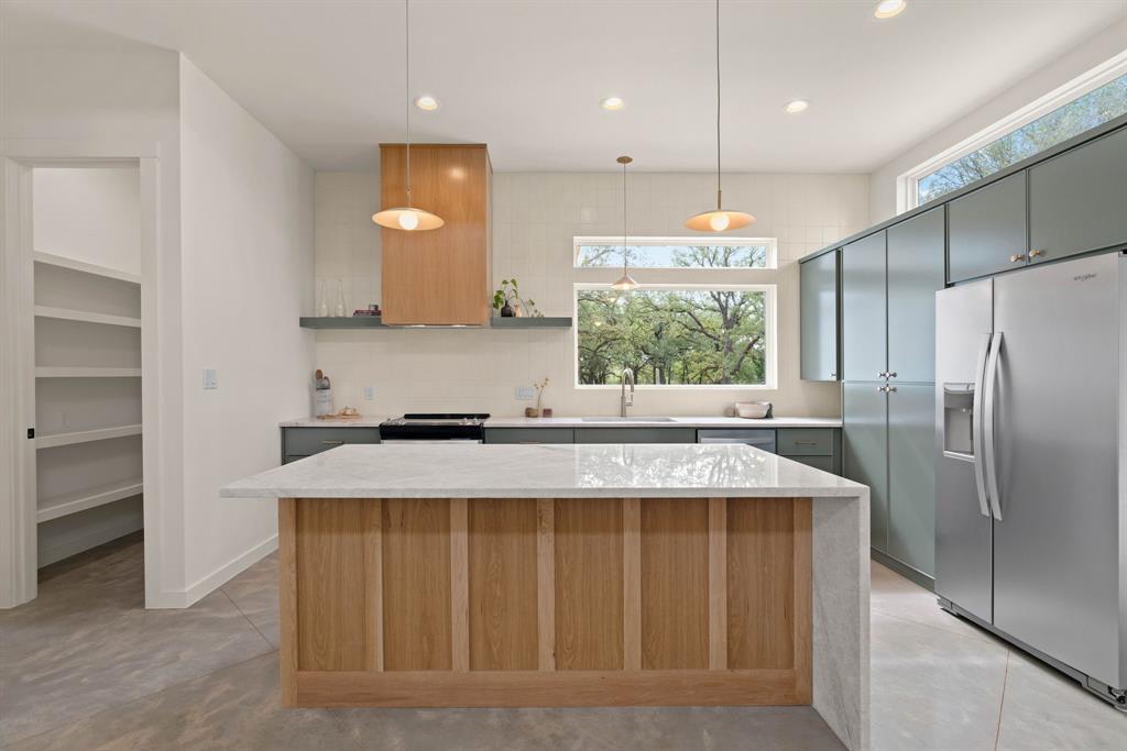 Aurthor's Corner - Residential