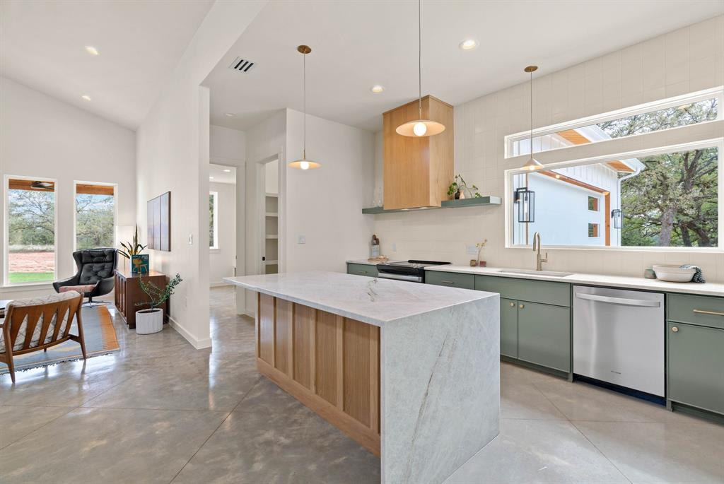 Aurthor's Corner - Residential