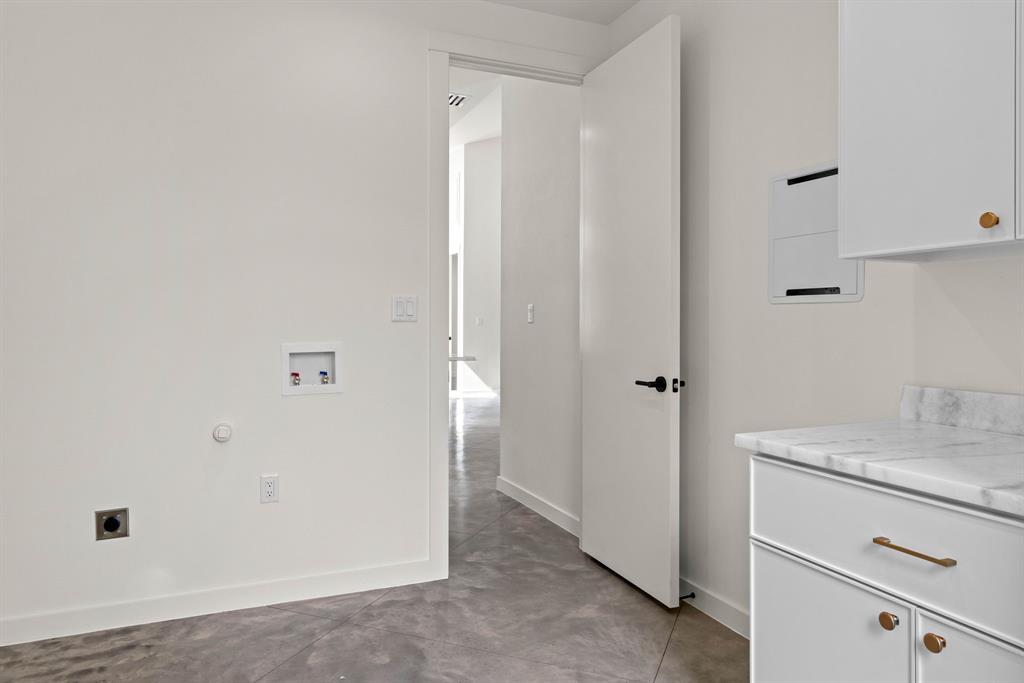 Aurthor's Corner - Residential