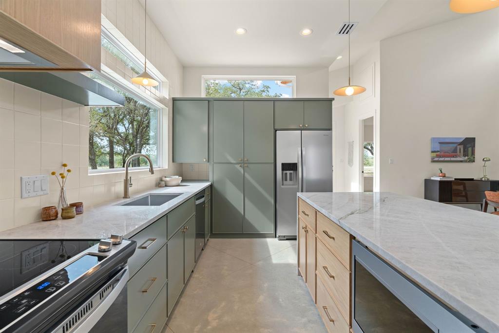 Aurthor's Corner - Residential