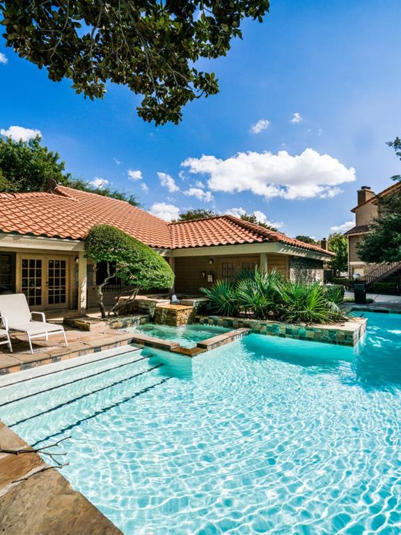 Monticello Crossroads Condos - Residential