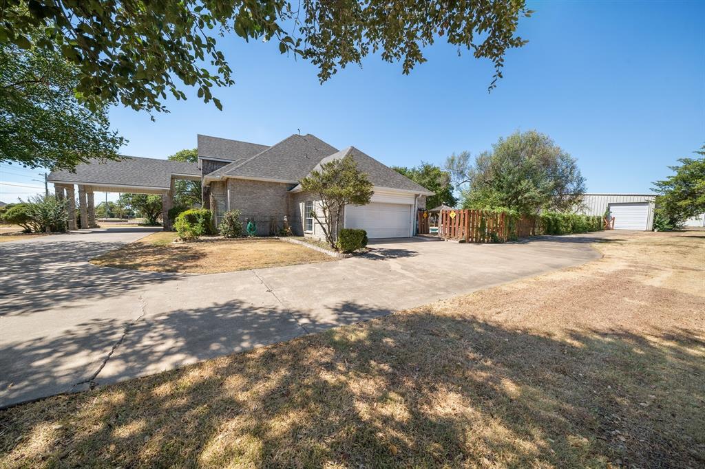 2941 N Mockingbird Lane