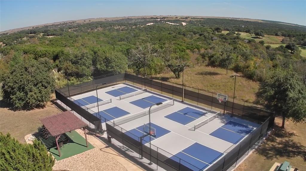 Retreat Ph 03 - Land