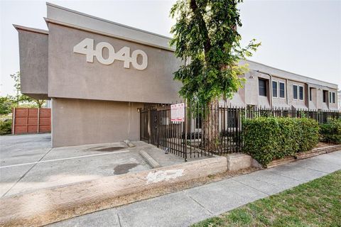 Photo of 4040 Brown Street #2, Dallas, TX 75219 (MLS # 21195732)