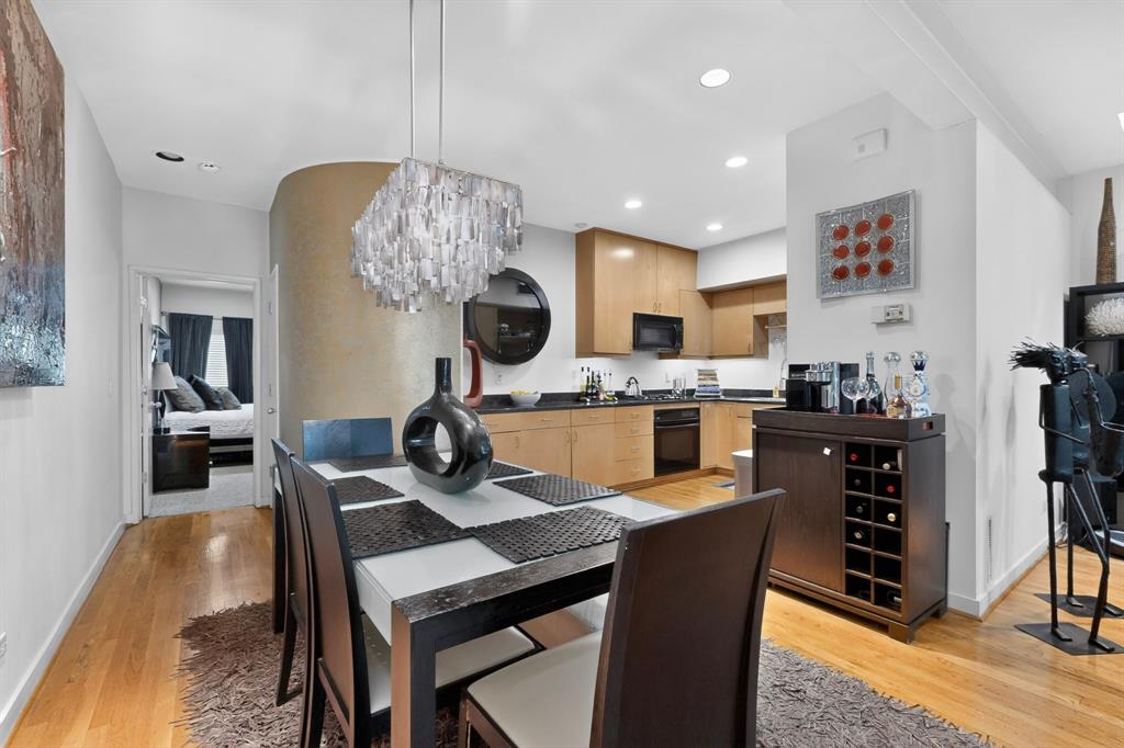 Parkwood Twnhms - Residential