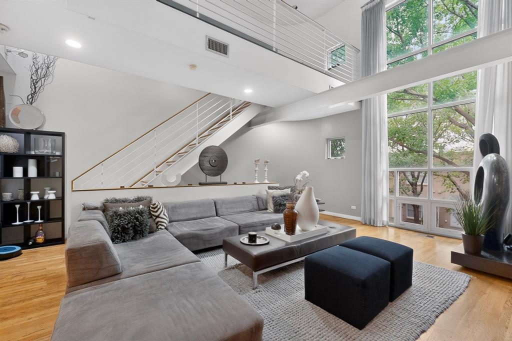 Parkwood Twnhms - Residential