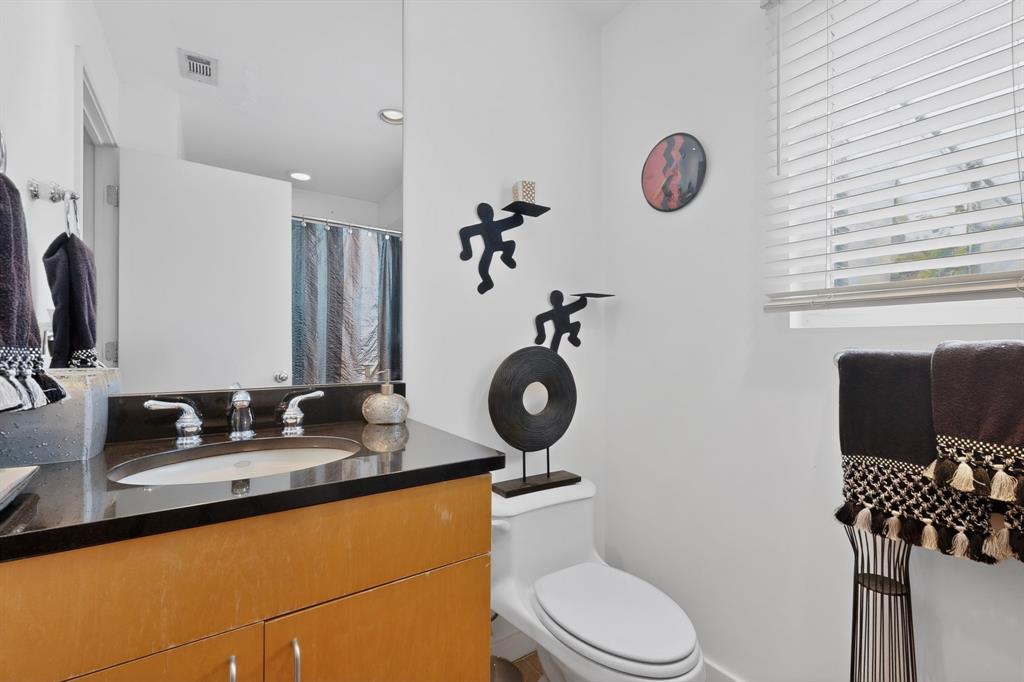 Parkwood Twnhms - Residential