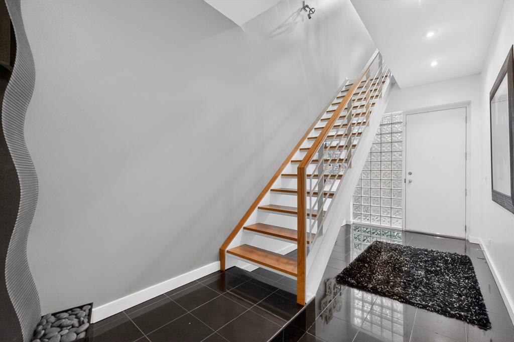 Parkwood Twnhms - Residential