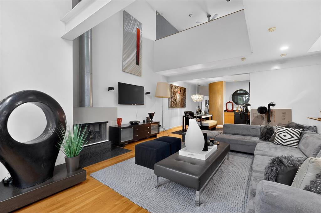 Parkwood Twnhms - Residential