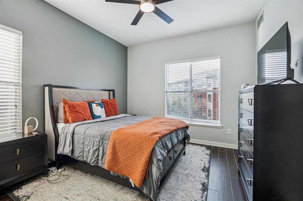 Mercer Square Condos - Residential