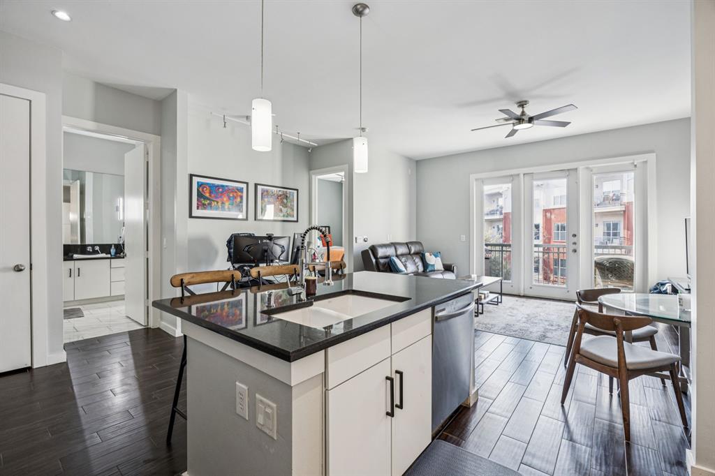 Mercer Square Condos - Residential