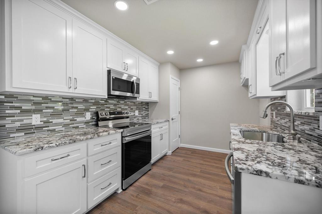 2700 Shady Grove Drive
