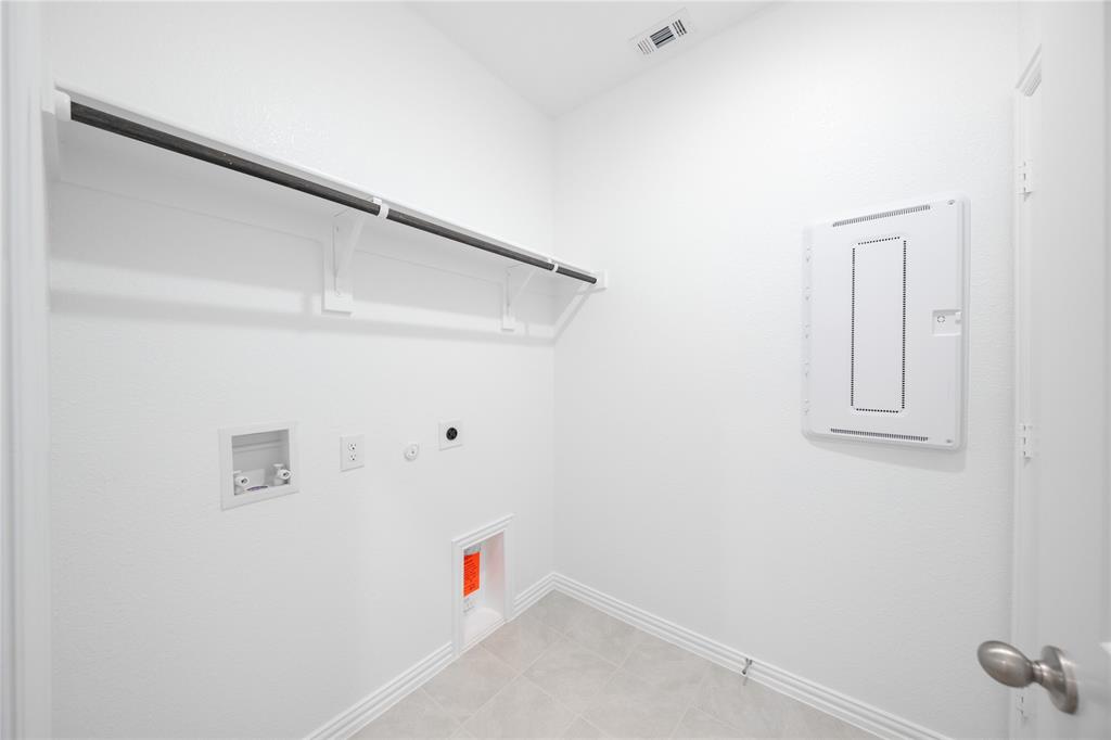 Churchill - Residential