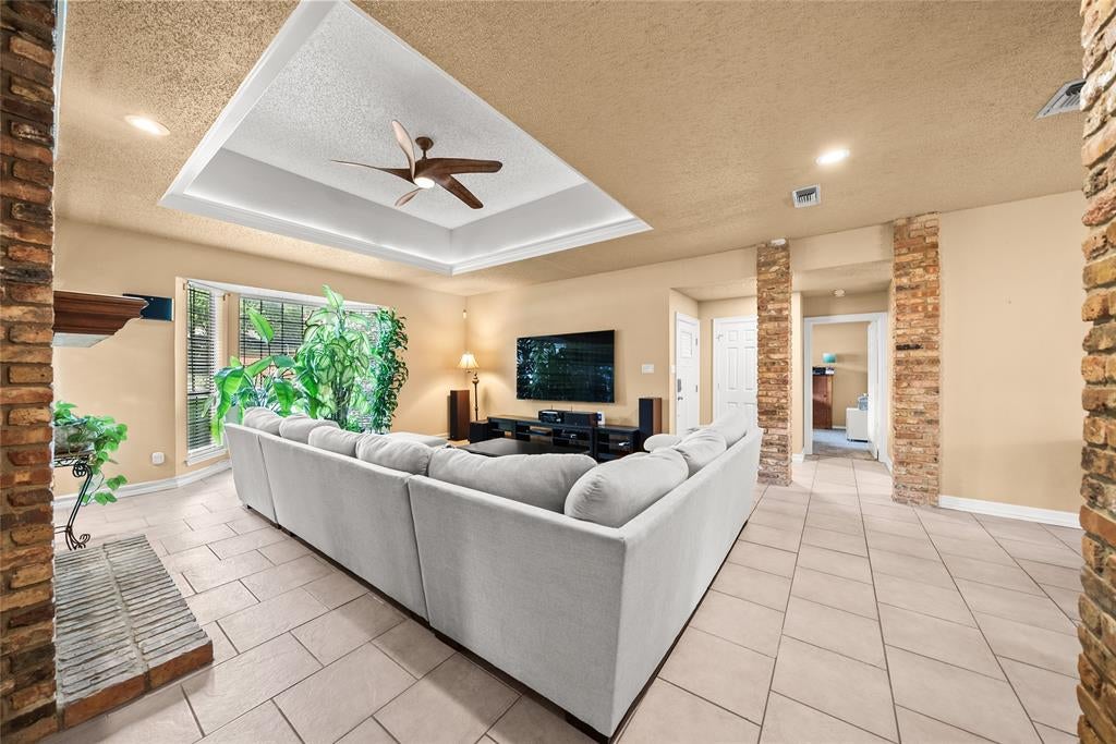 342 Hillcroft Drive