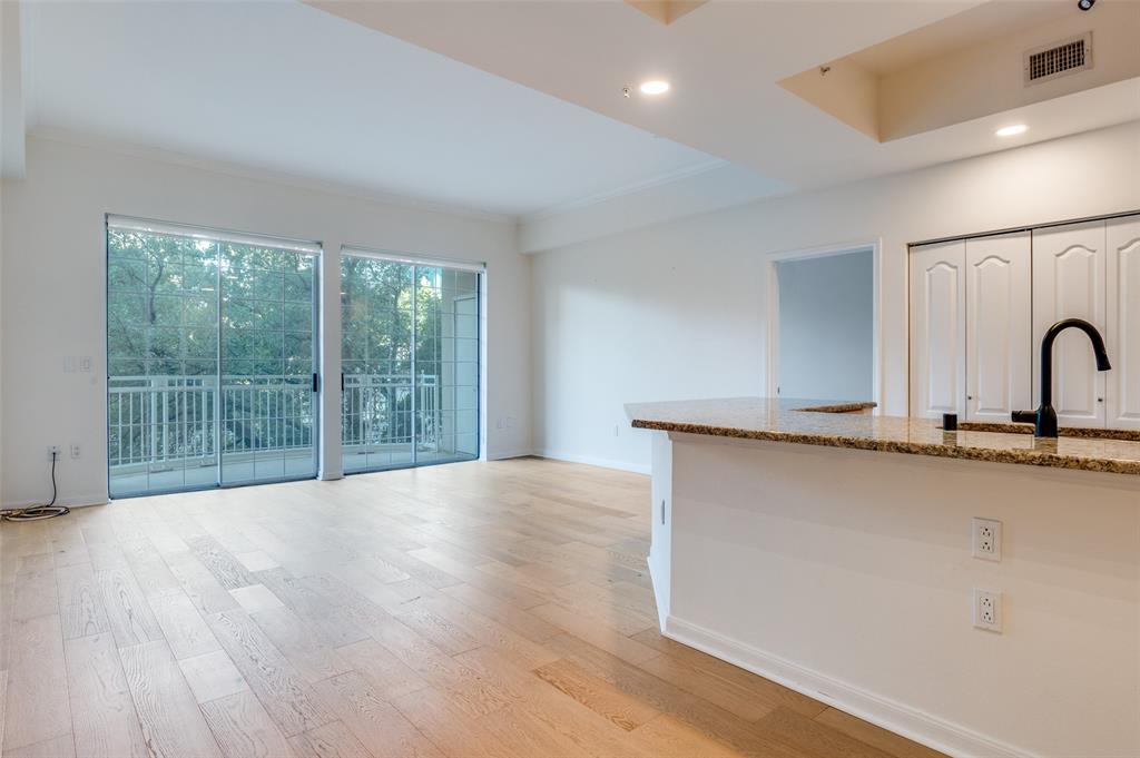 3225 Turtle Creek Boulevard 326
