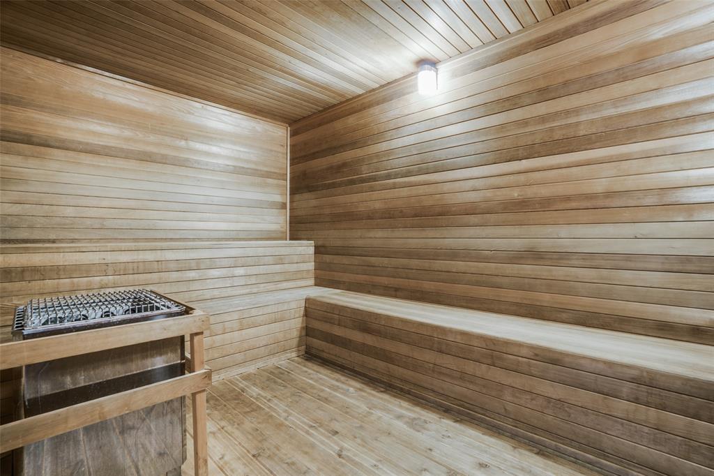 Renaissance Trutle Crk Condo - Residential