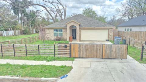 Photo of 3318 Rutledge Street, Dallas, TX 75215 (MLS # 21351431)