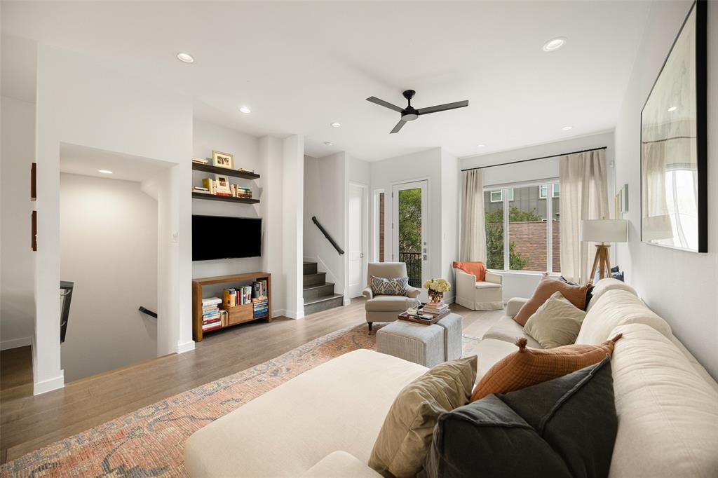 6004 Hudson Street Condos - Residential