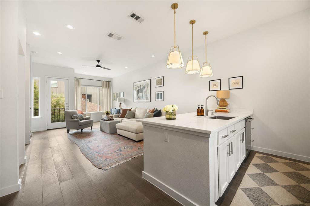 6004 Hudson Street Condos - Residential