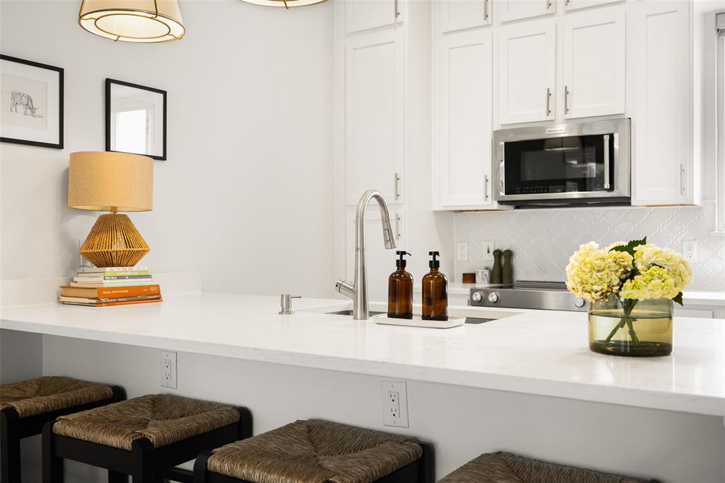 6004 Hudson Street Condos - Residential