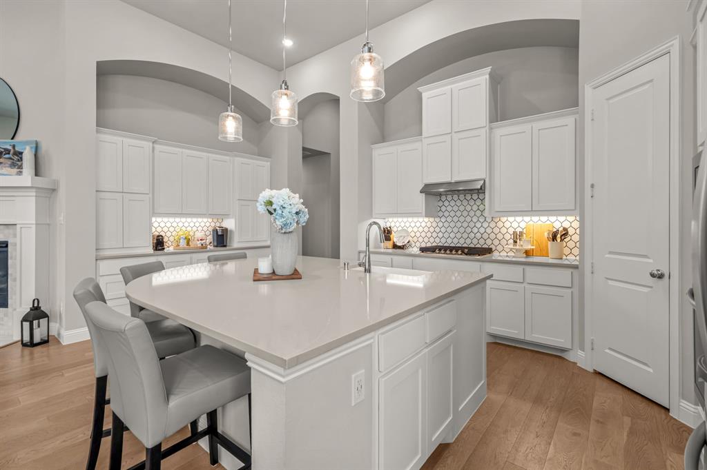 2424 Song Sparrow Lane