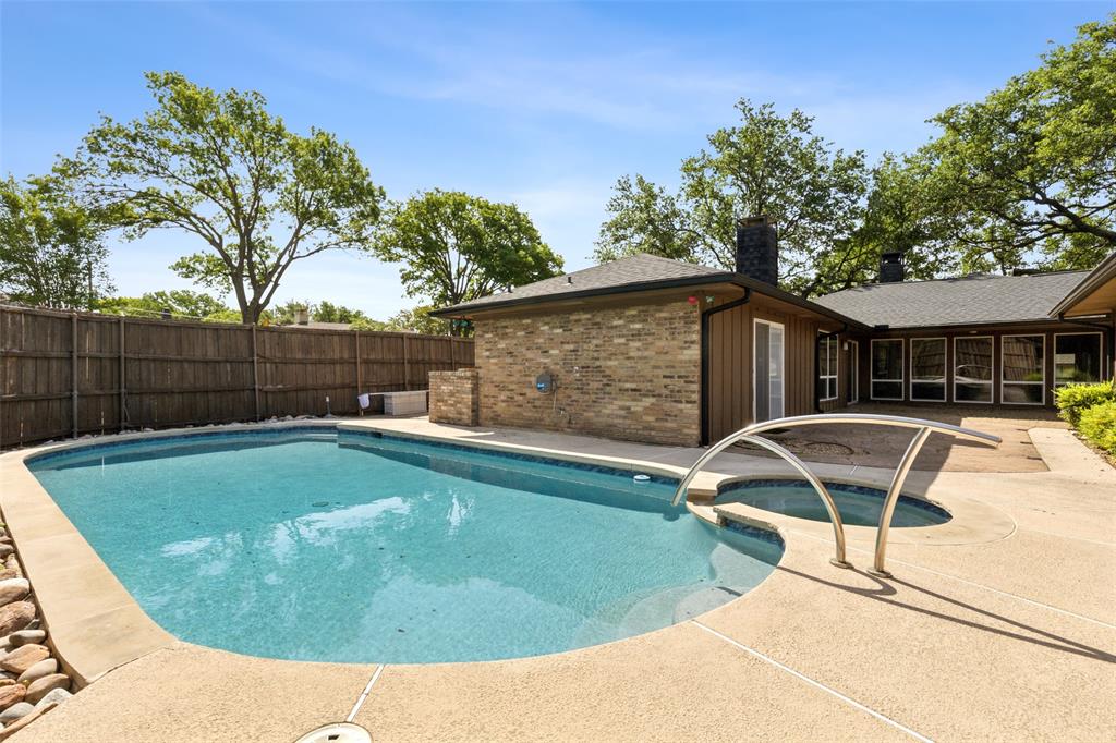 3701 Leathertop Drive