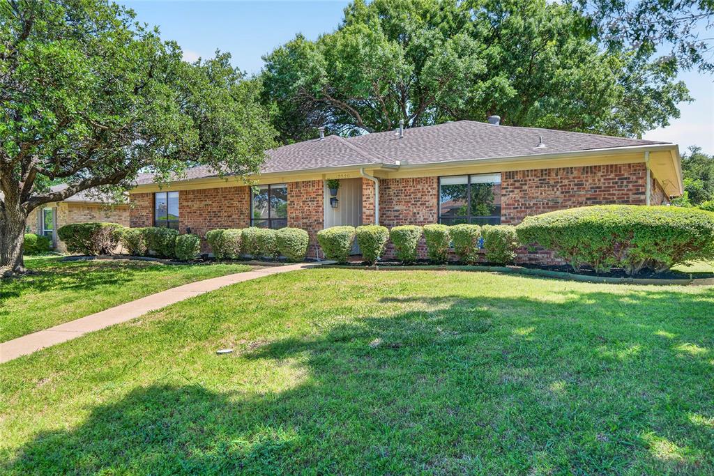 3220 Topaz Way