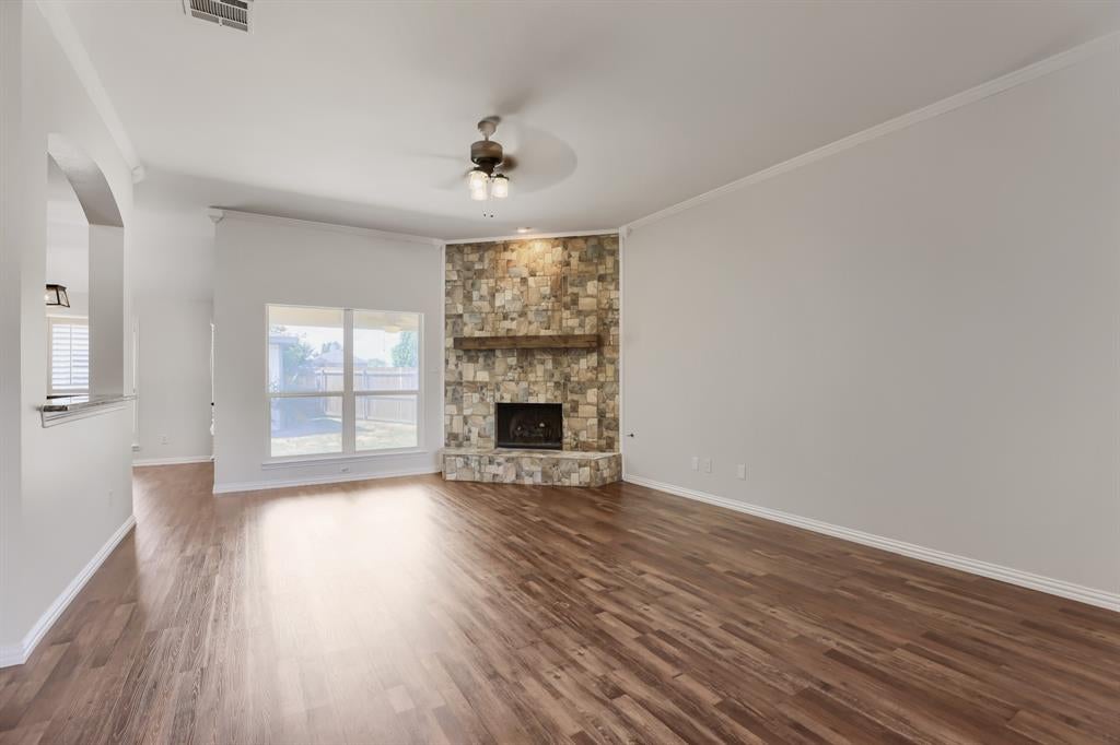 2851 Cobblestone Drive