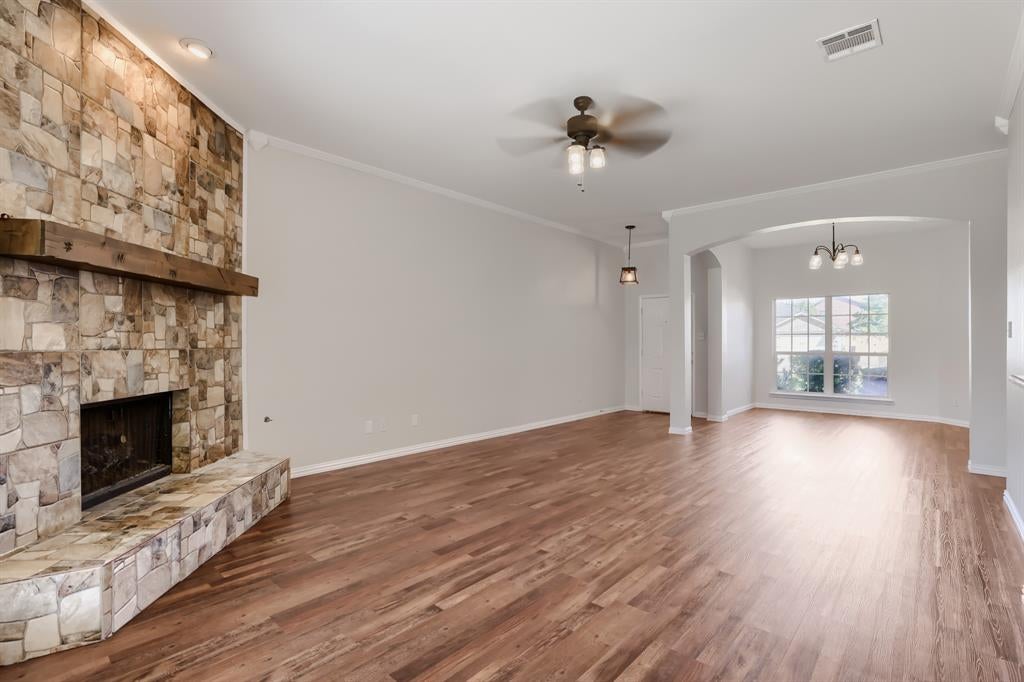 2851 Cobblestone Drive