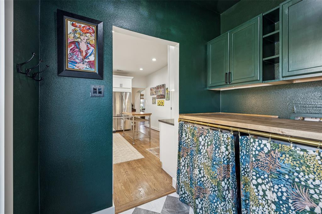 Oak Lawn Heights - Residential