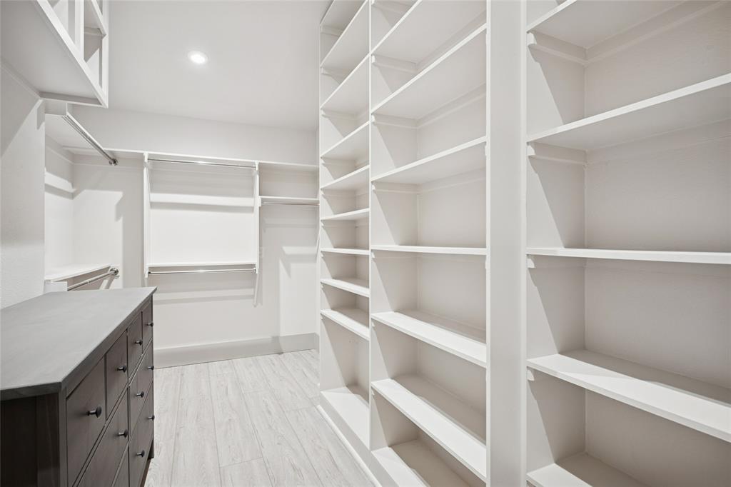 Lake Vista Estates - Residential