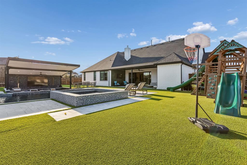 Falls Of Prosper - Residential