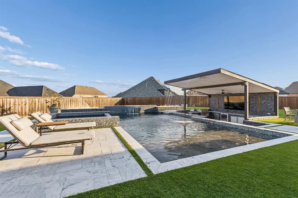 Falls Of Prosper - Residential