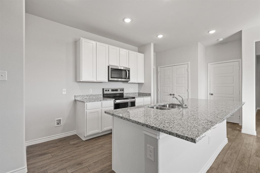 7904 Bald Cypress Road