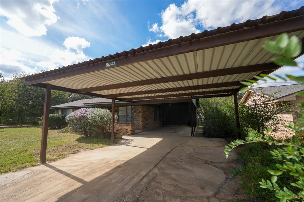 8017 County Road 564