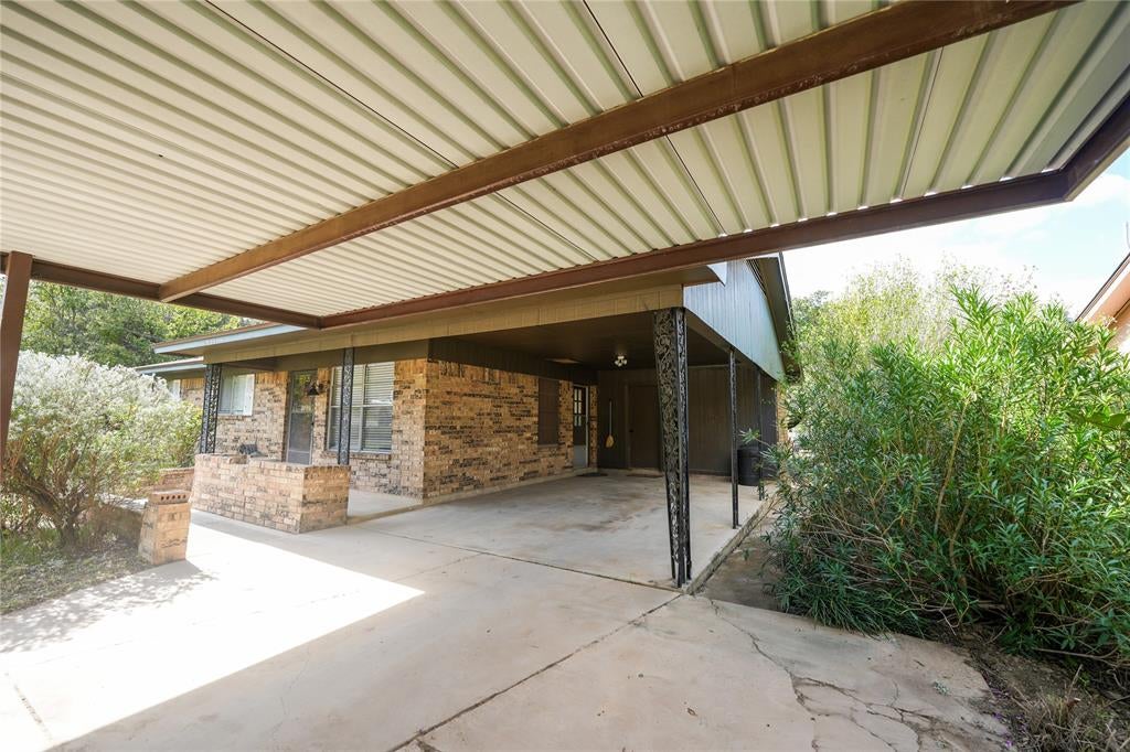 8017 County Road 564
