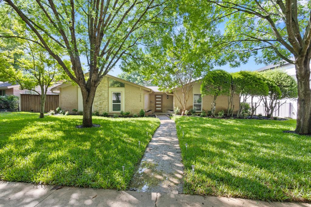 10528 Swallow Lane