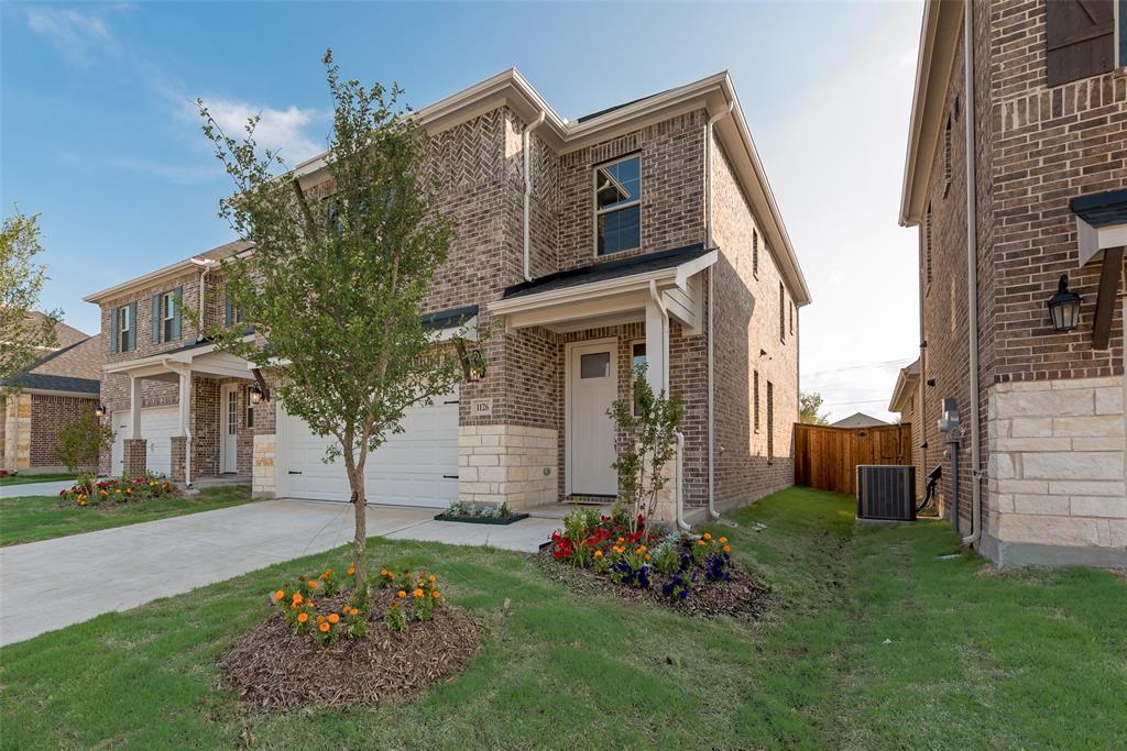 1126 Redcoat Drive