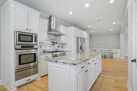 Tiny photo for 13297 Roanoke Road, Westlake, TX 76262 (MLS # 21089610)