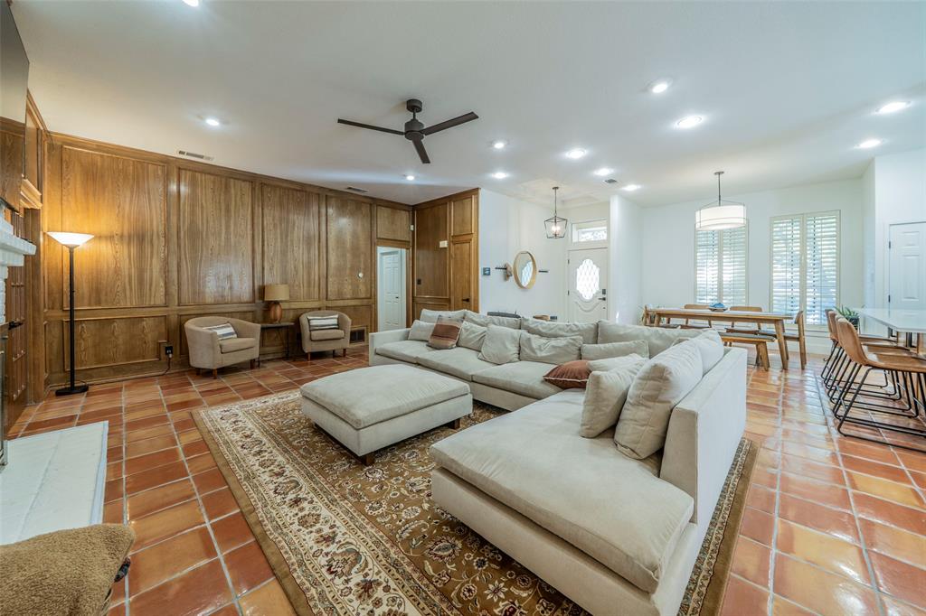 3008 Creekview Drive
