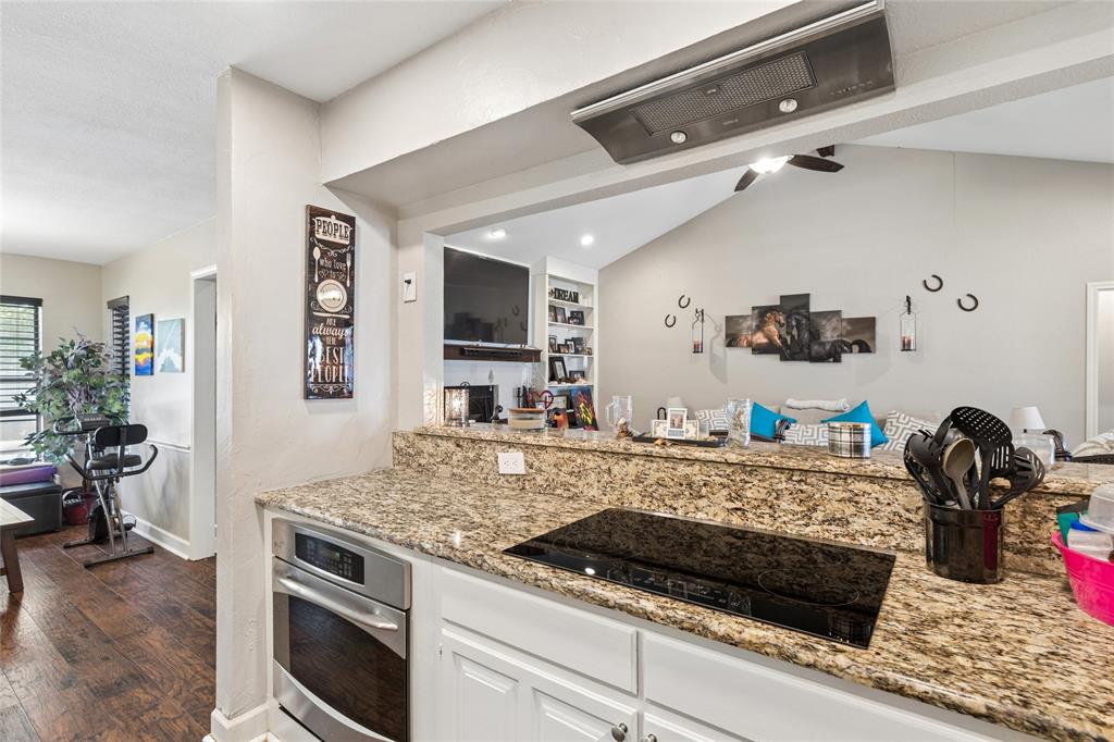 College Hills Addition-NRH BLOCK 23 LOT 1 - Residential
