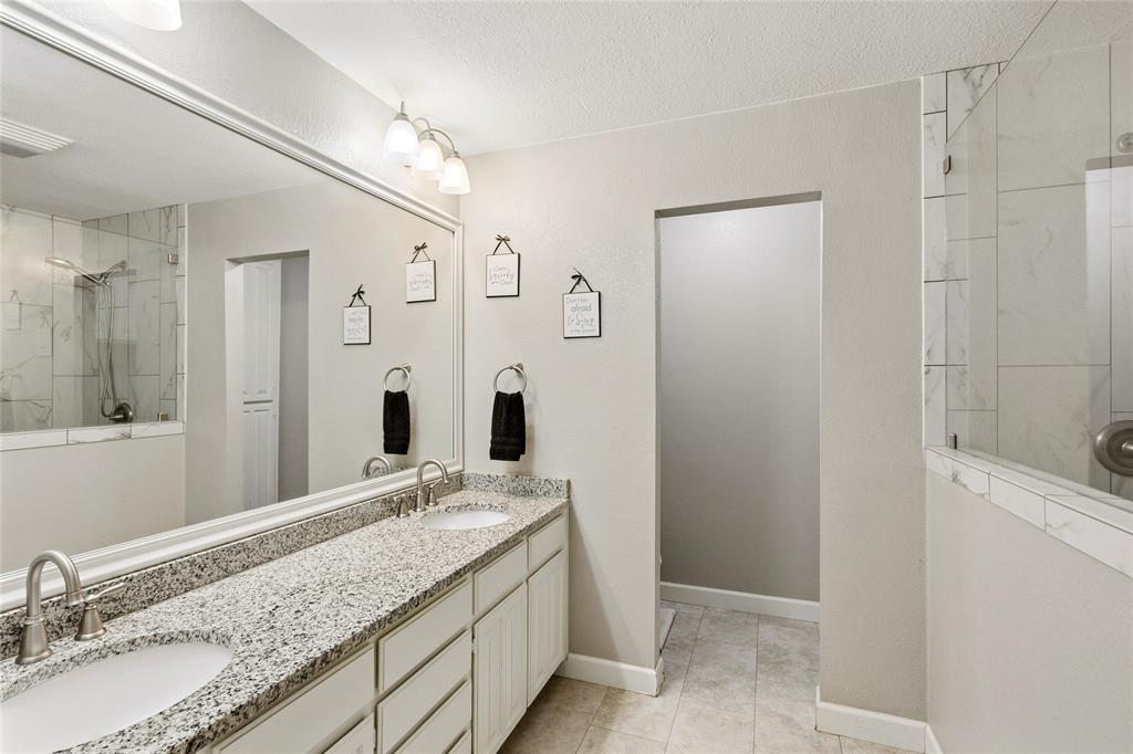 College Hills Addition-NRH BLOCK 23 LOT 1 - Residential