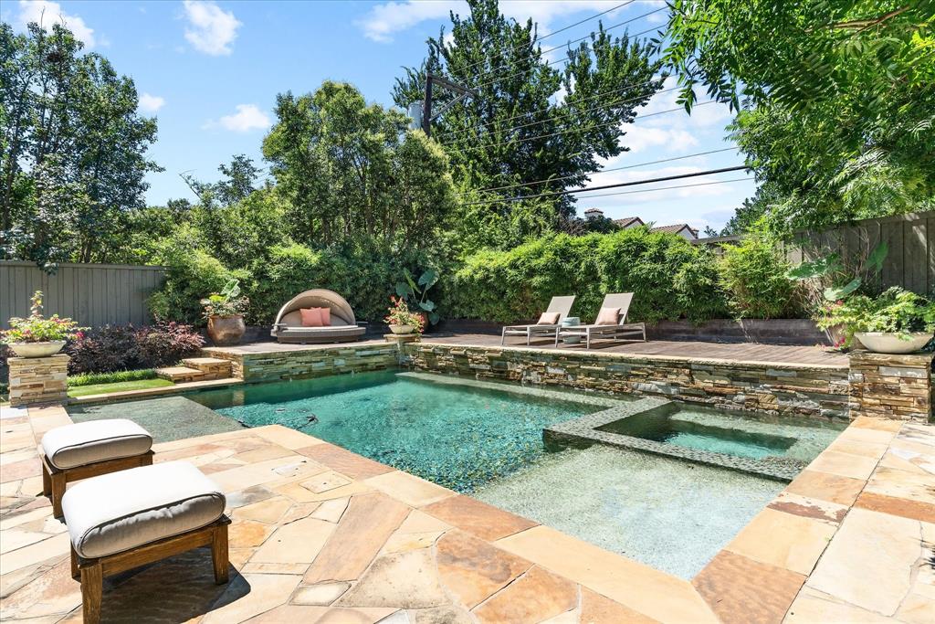 Preston Royal - Residential